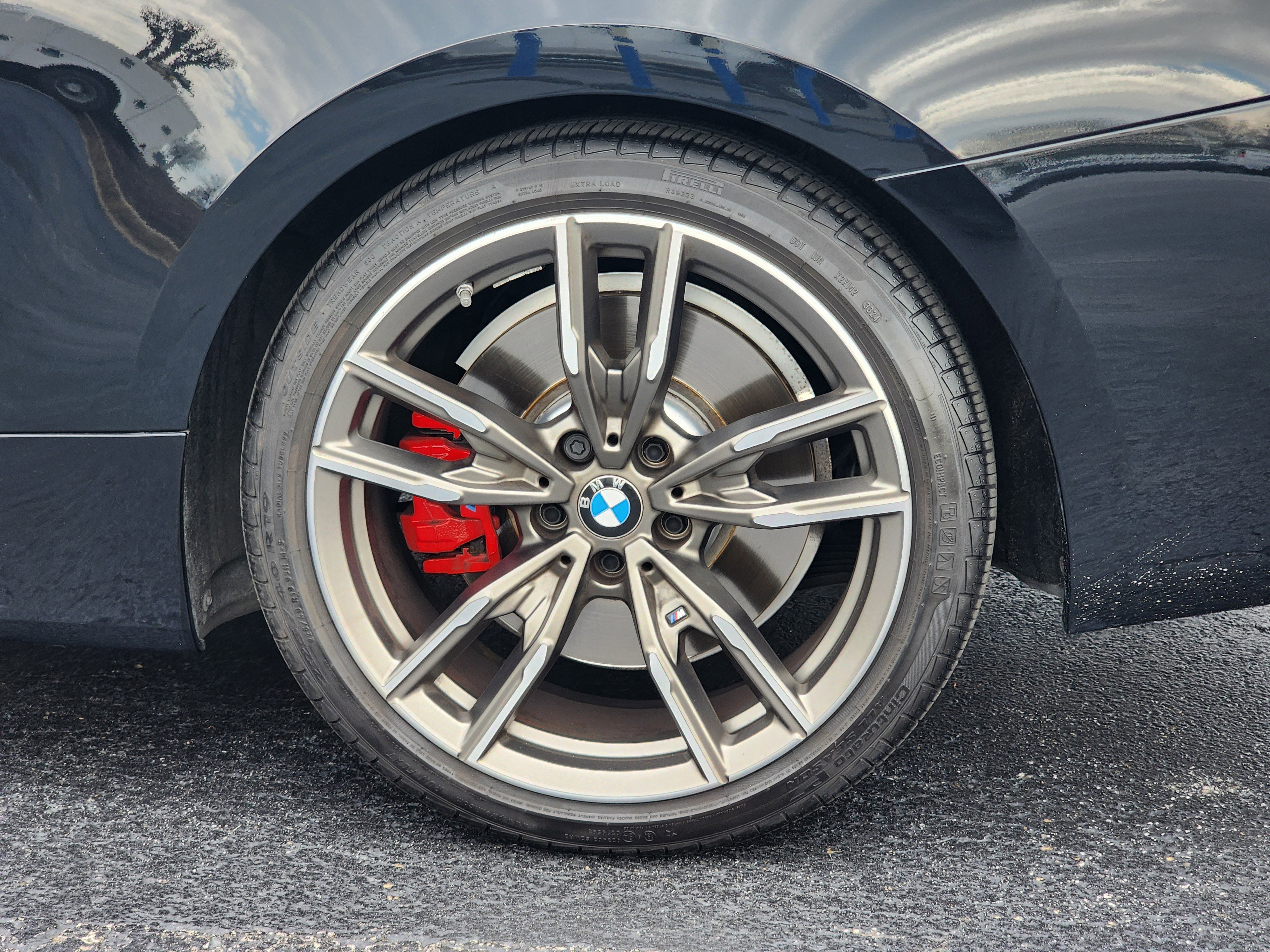 Used 2022 BMW M440i Convertible w/ Premium Package image 10