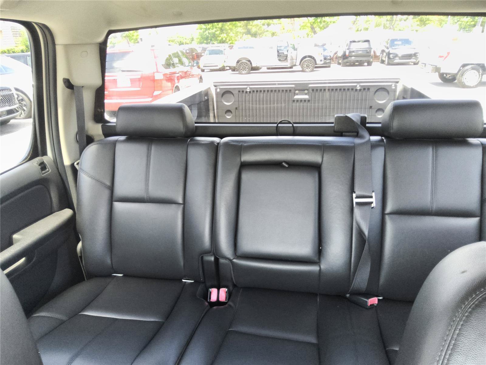Used 2013 Chevrolet Silverado 1500 LTZ w/ LTZ White Diamond Edition RWD image 19