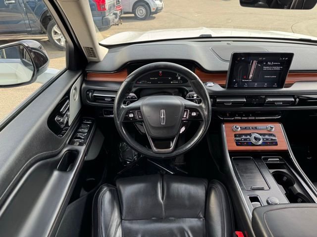 Used 2020 Lincoln Aviator Reserve w/ Equipment Group 201A image 5