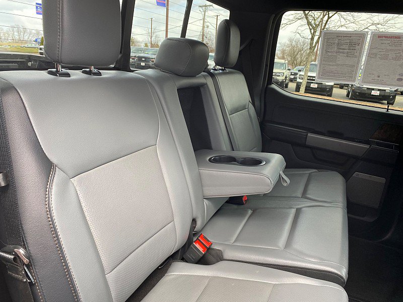 Used 2023 Ford F150 Lightning Lariat image 42