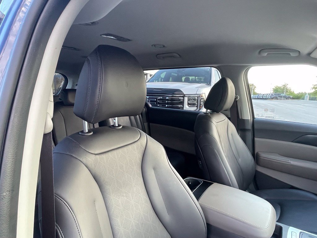 Used 2026 Kia Carnival LXS FWD image 31