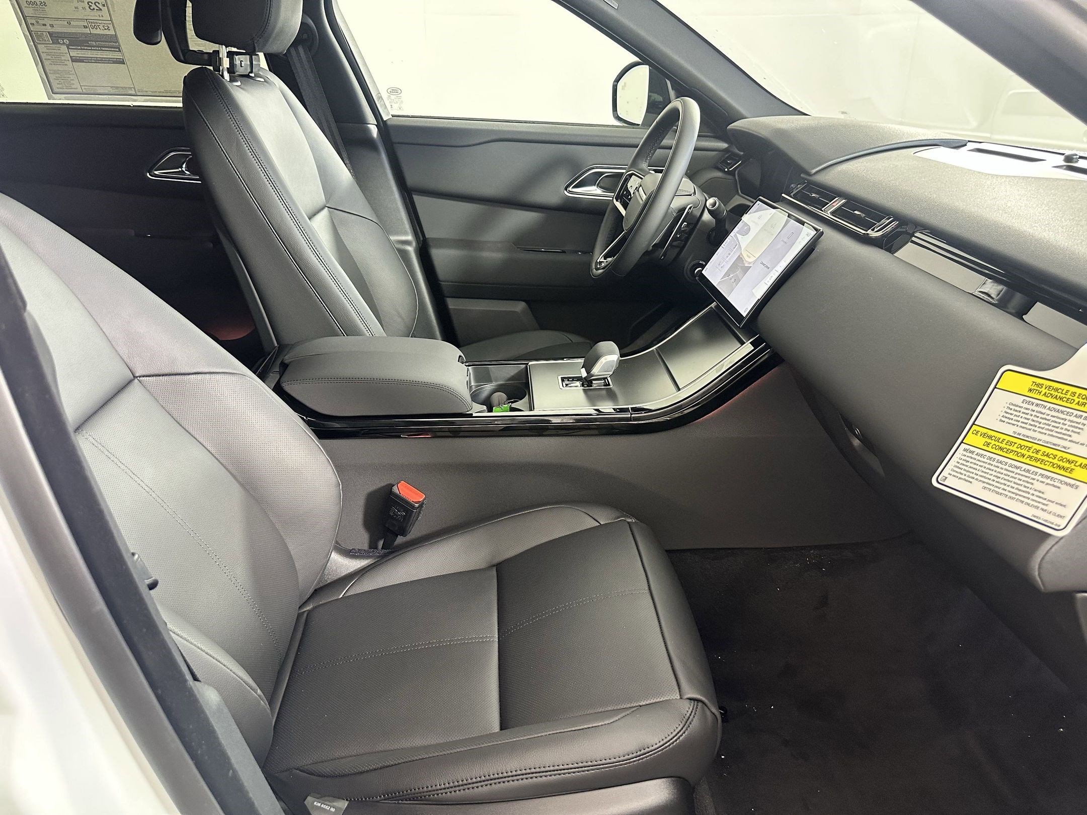 New 2026 Land Rover Range Rover Velar S image 18
