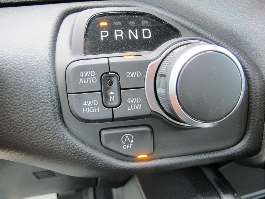 Used 2026 RAM 1500 Big Horn AWD/4WD image 15