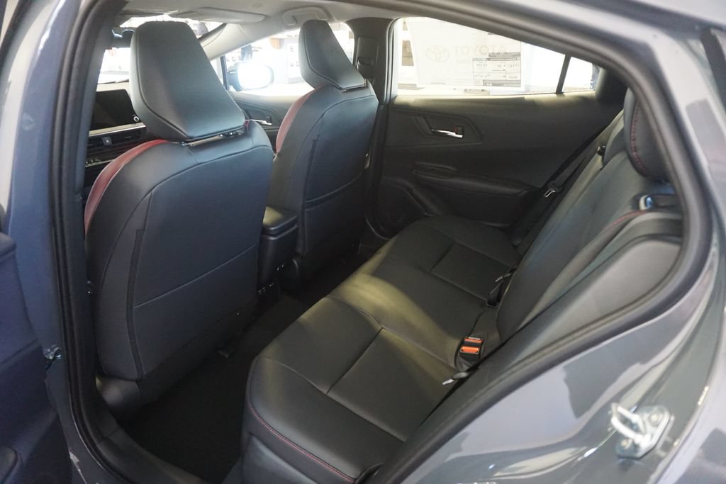 New 2026 Toyota Prius Plug-In Hybrid FWD image 25
