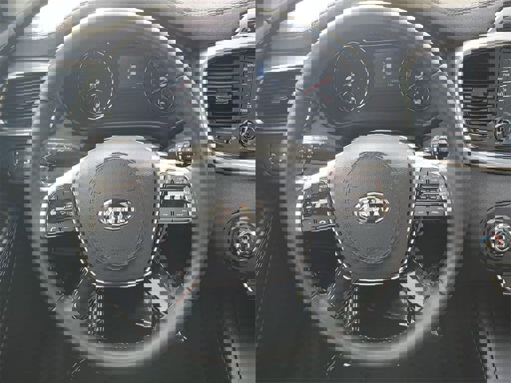 Used 2019 Kia Sorento LX w/ LX Convenience Package image 15