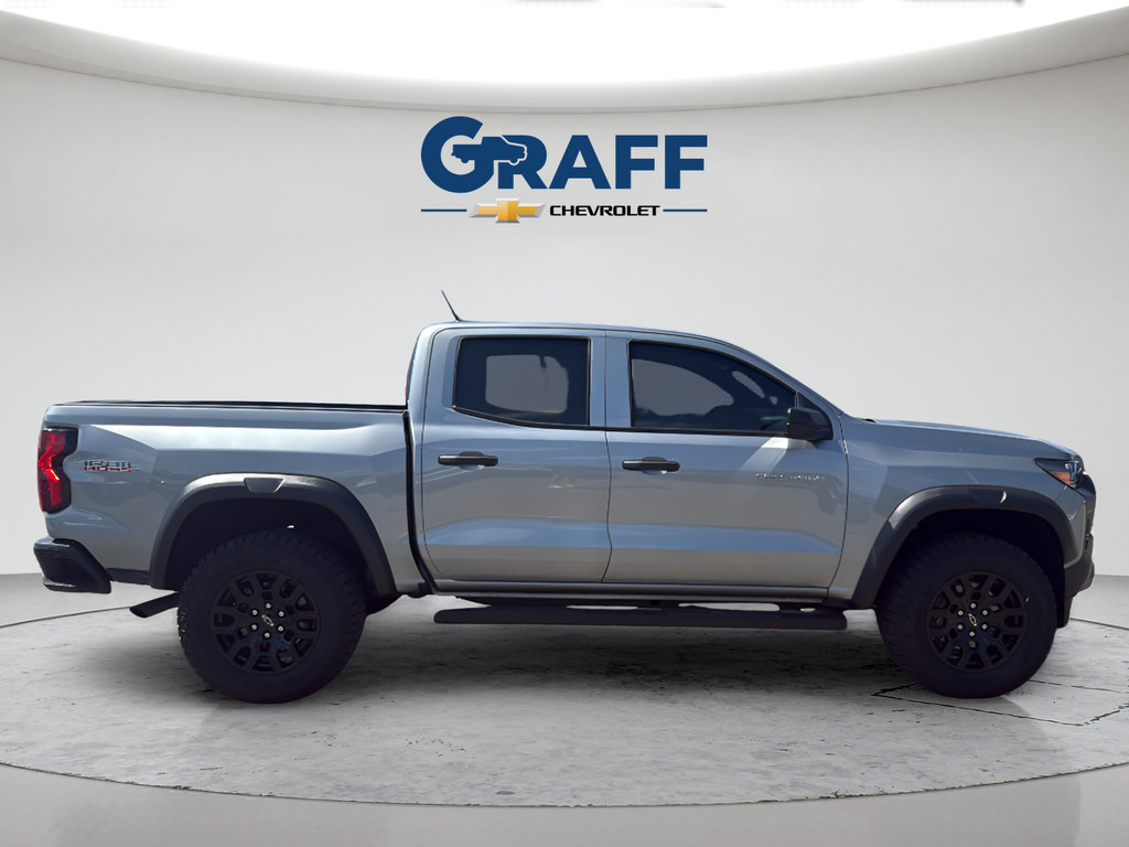 Used 2024 Chevrolet Colorado Trail Boss AWD/4WD image 9