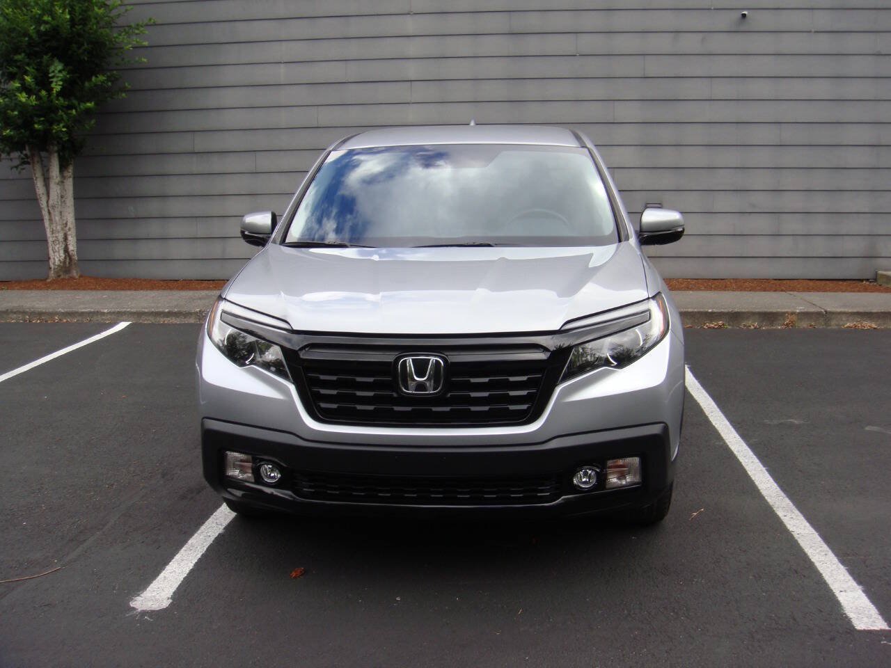 Used 2020 Honda Ridgeline Sport image 3
