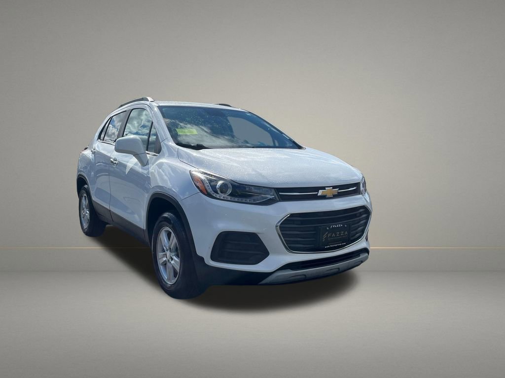Used 2017 Chevrolet Trax LT w/ LT Convenience Package AWD/4WD image 8