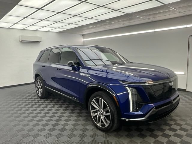 Used 2026 Cadillac Vistiq Sport w/ LPO, Floor Liner Package AWD/4WD image 3
