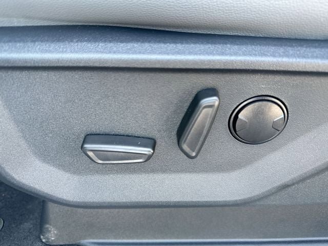 New 2025 Ford F150 Lightning Flash AWD/4WD image 13
