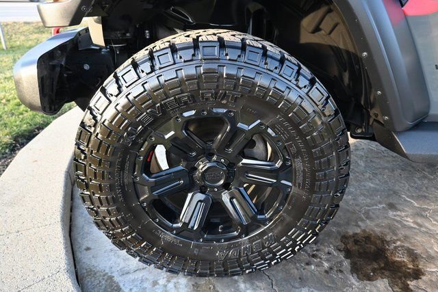 Used 2020 Jeep Wrangler Sport image 10