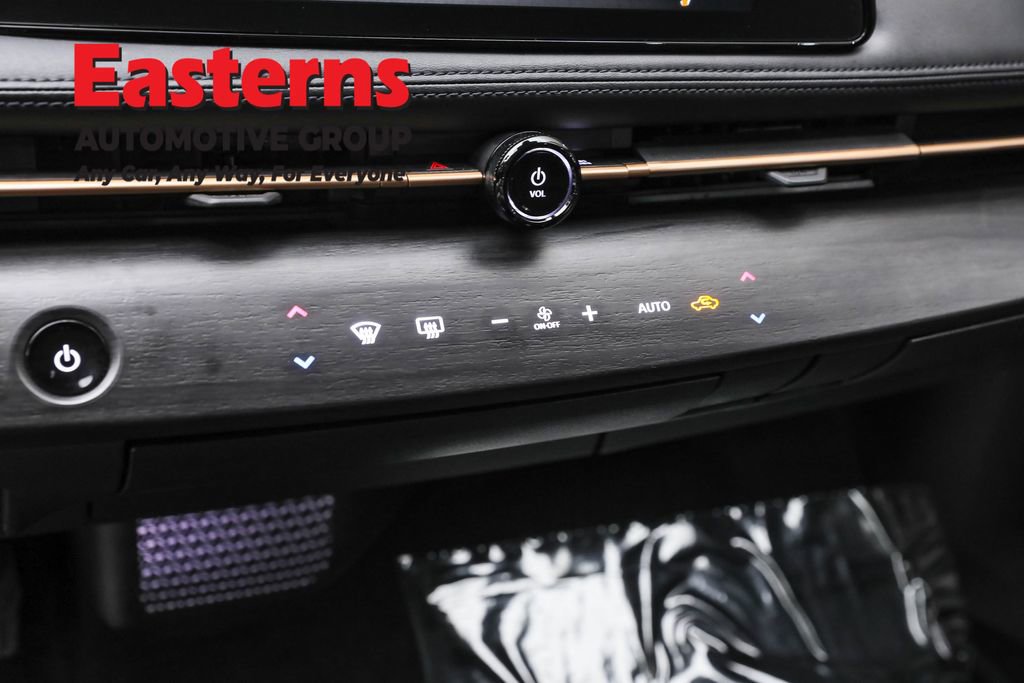 Used 2024 Nissan Ariya AWD image 20