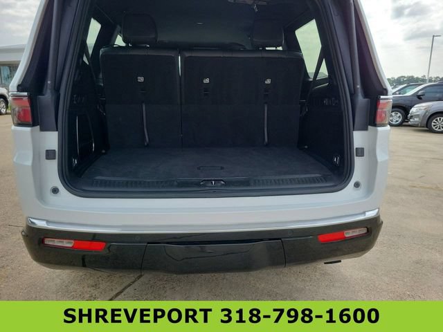 Used 2024 Jeep Wagoneer Series II RWD image 26