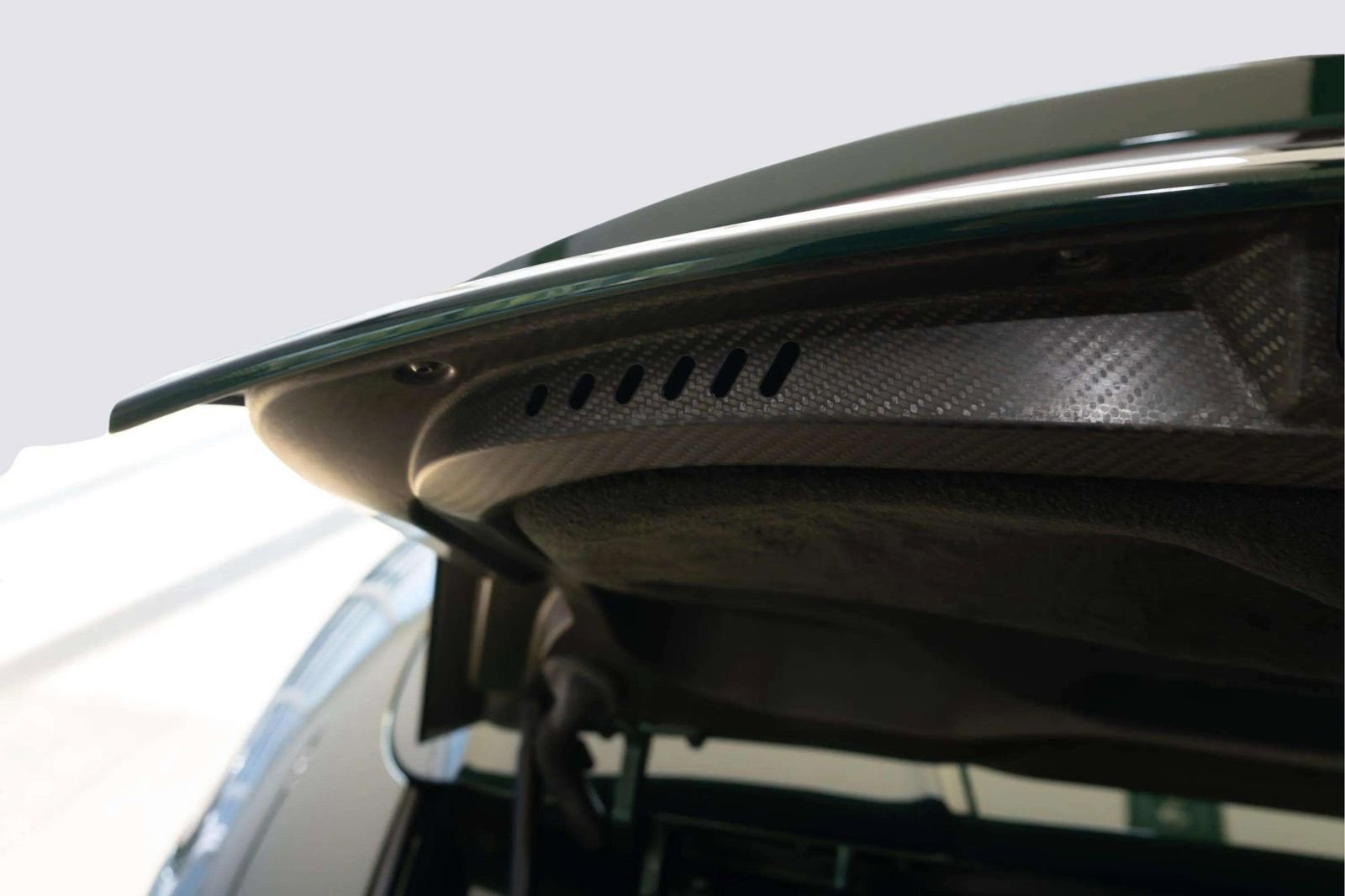 Used 2021 Aston Martin DBS Superleggera Volante image 55