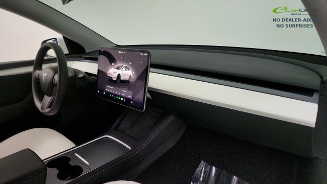 Used 2025 Tesla Model Y Performance AWD/4WD image 33
