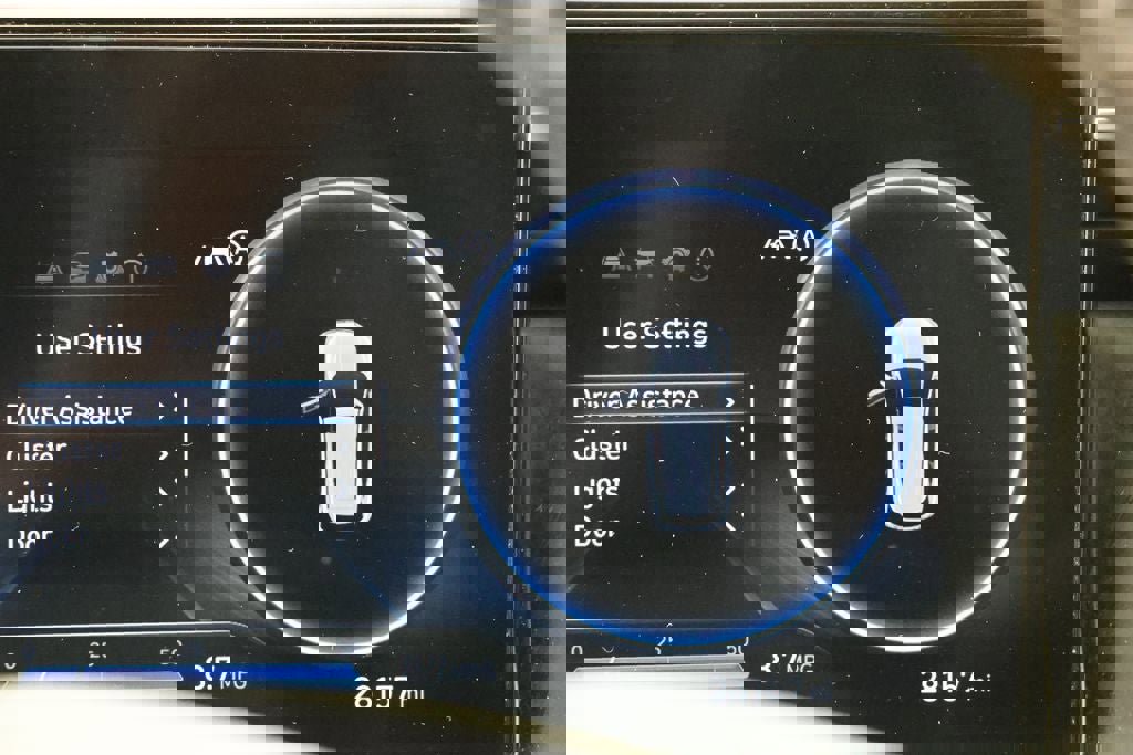 Used 2022 Hyundai Tucson XRT w/ Cargo Package image 16