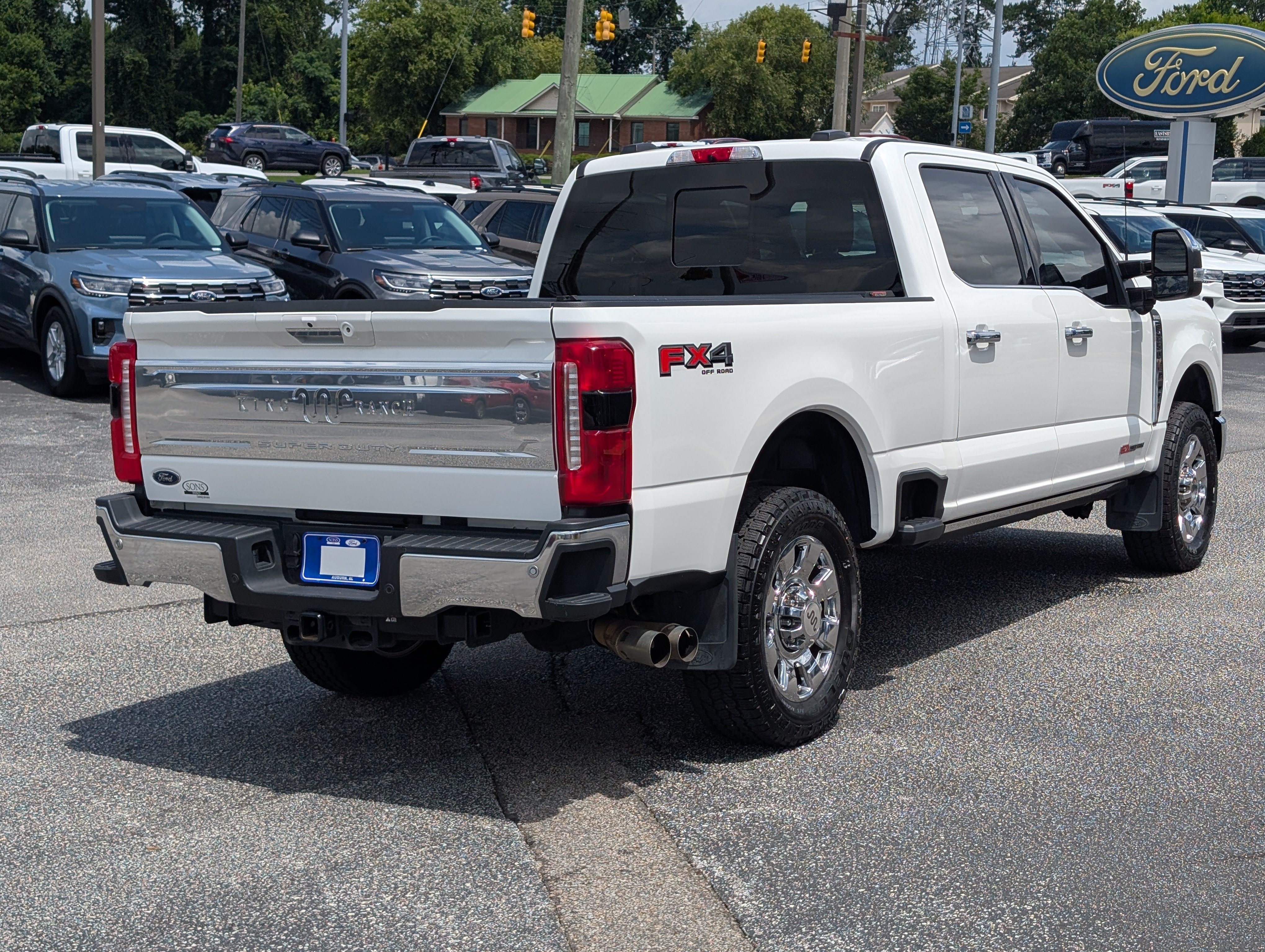 Certified 2023 Ford F250 King Ranch w/ Chrome Package AWD/4WD image 15