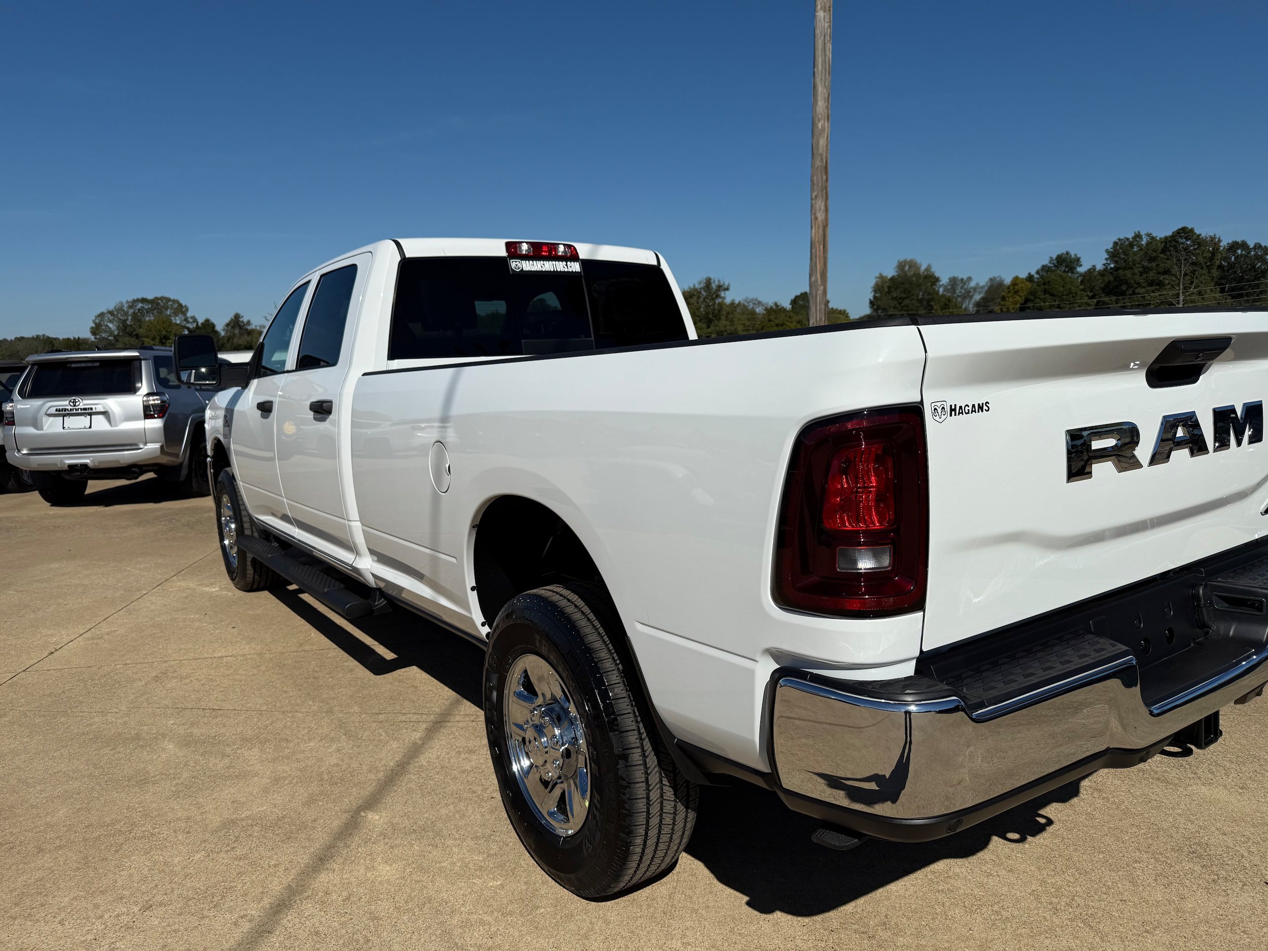 New 2026 RAM 2500 Tradesman AWD/4WD image 5