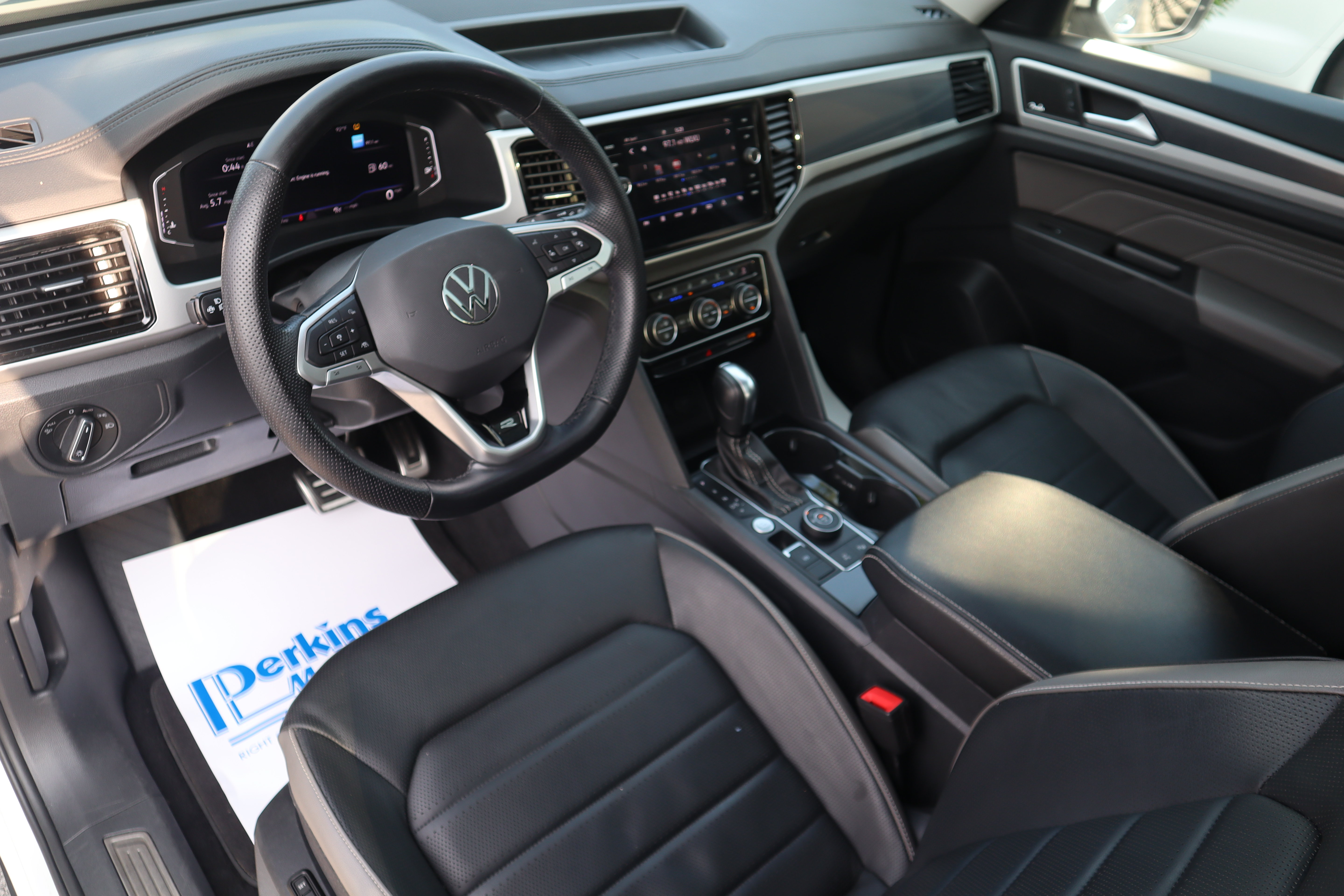 Used 2023 Volkswagen Atlas SEL Premium AWD/4WD image 24