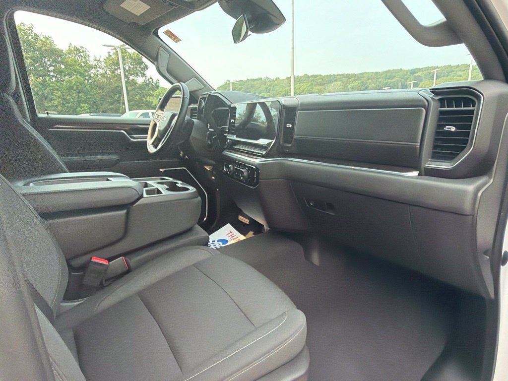 Certified 2023 Chevrolet Silverado 1500 LT AWD/4WD image 33