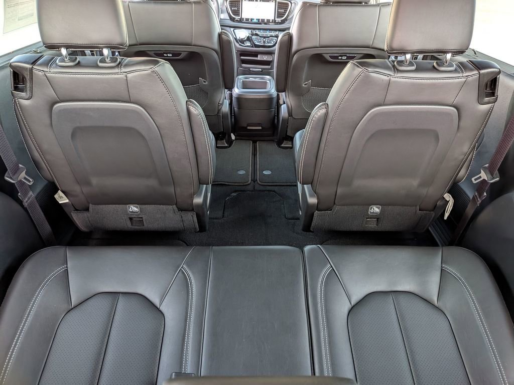 New 2026 Chrysler Pacifica Select image 29