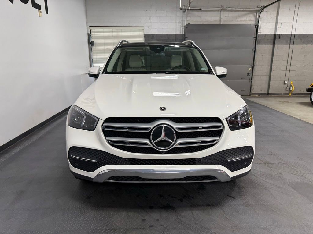 Used 2022 Mercedes-Benz GLE 350 4MATIC image 3