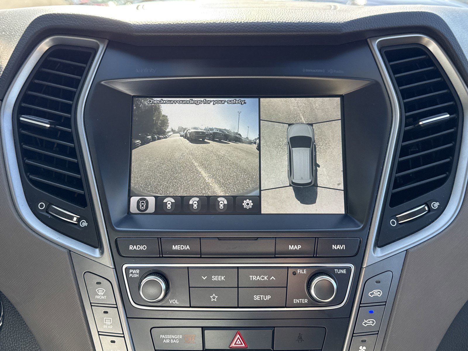 Used 2019 Hyundai Santa Fe XL image 30