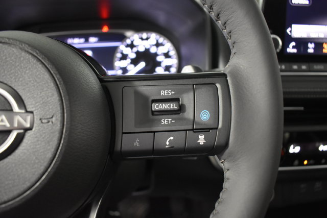 Certified 2023 Nissan Rogue SV w/ SV Premium B Package AWD/4WD image 17
