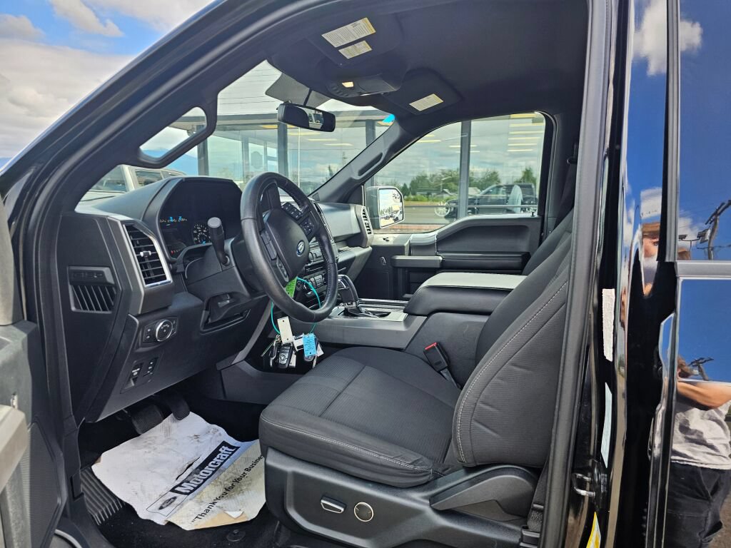 Used 2016 Ford F150 XLT w/ Equipment Group 301A Mid AWD/4WD image 19