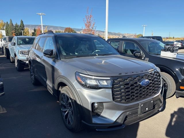 New 2026 Ford Explorer ST-Line