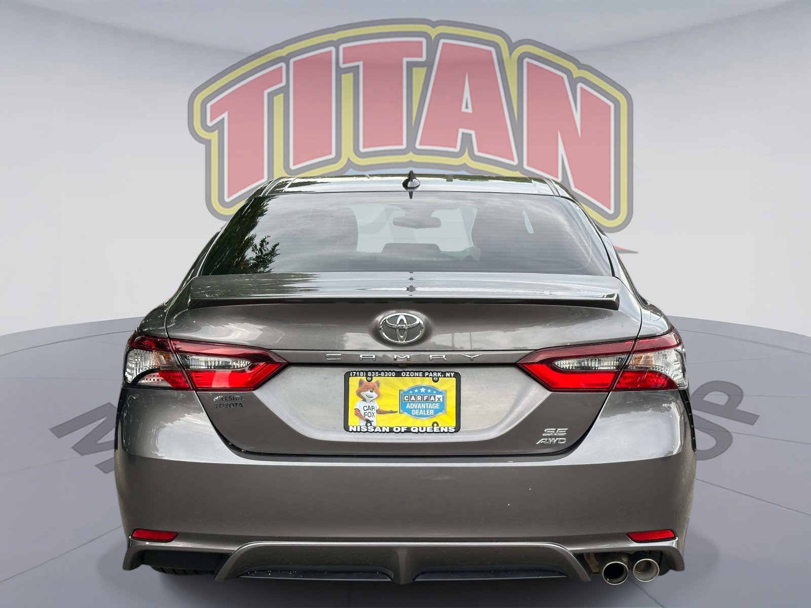 Used 2024 Toyota Camry SE w/ Cold Weather Package AWD/4WD image 4