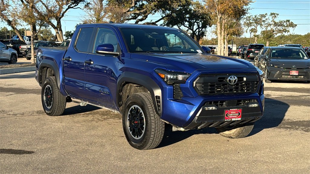 Used 2024 Toyota Tacoma TRD Off-Road image 10
