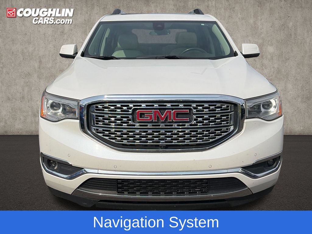 Used 2018 GMC Acadia Denali w/ Technology Package FWD image 3