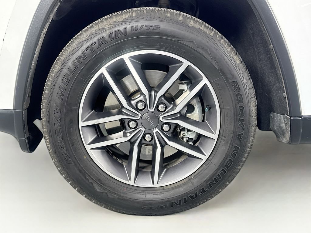 Used 2022 Jeep Grand Cherokee Limited image 42