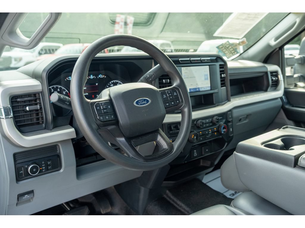 Used 2023 Ford F250 XL w/ XL Chrome Package AWD/4WD image 11