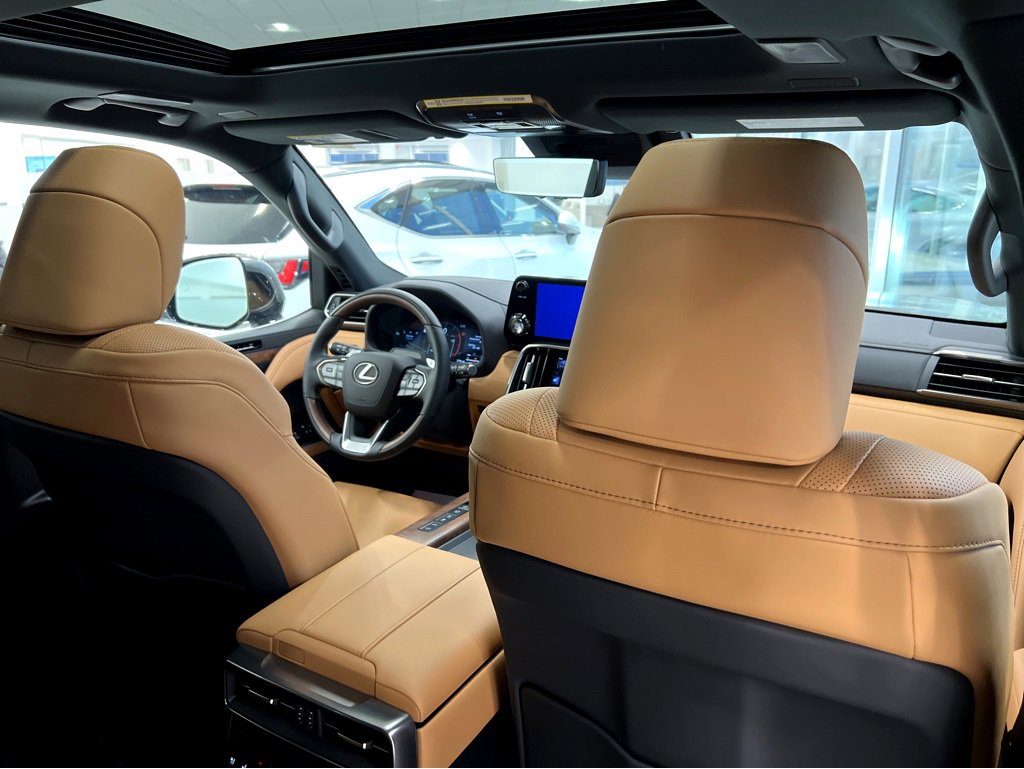 New 2026 Lexus LX 600 4WD w/ Accessory Package (2T) image 22