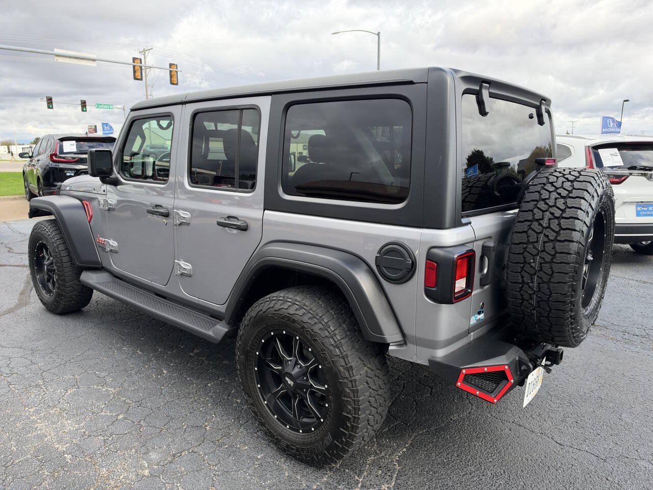 Used 2019 Jeep Wrangler Unlimited Sport S AWD/4WD image 5