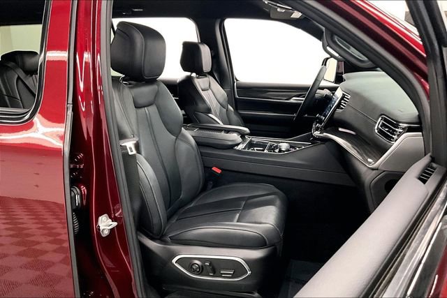 Used 2022 Jeep Wagoneer Series II image 8