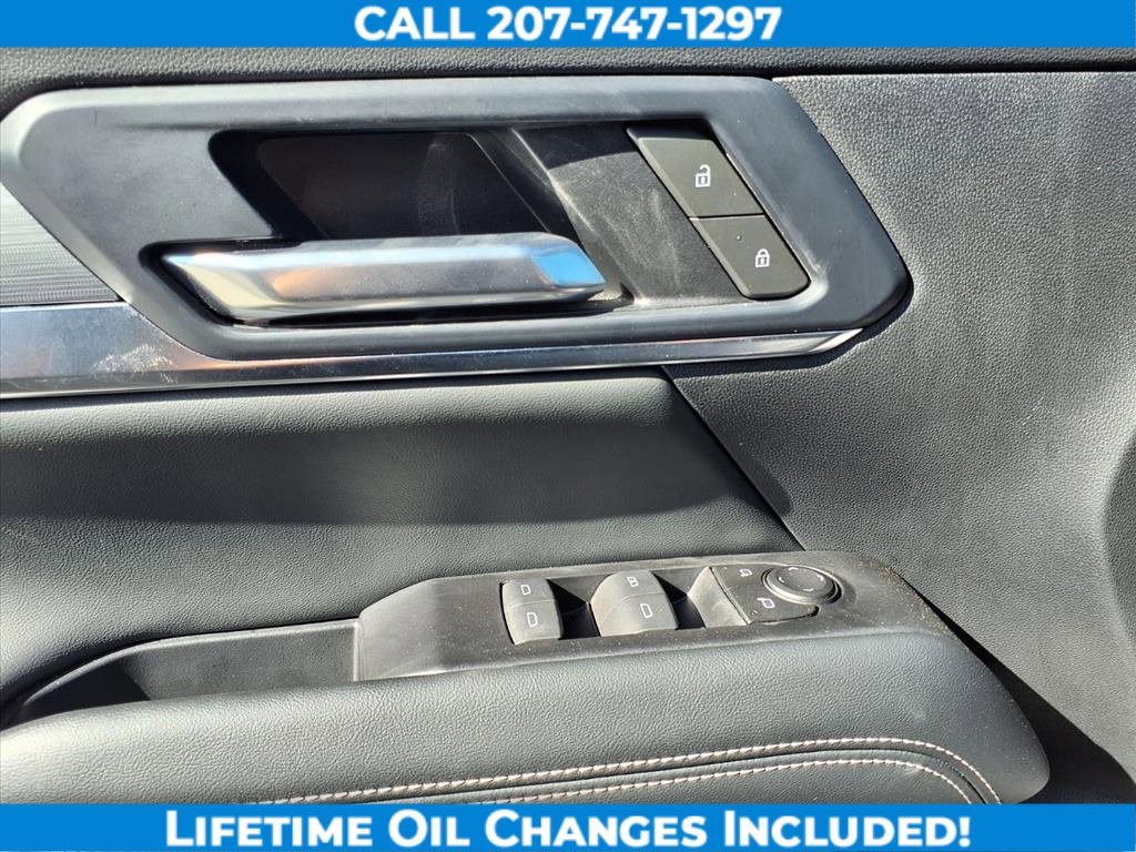 Used 2025 GMC Terrain Elevation image 11