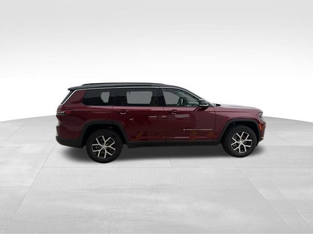 Used 2024 Jeep Grand Cherokee L Limited w/ Trailer Tow Package AWD/4WD image 4