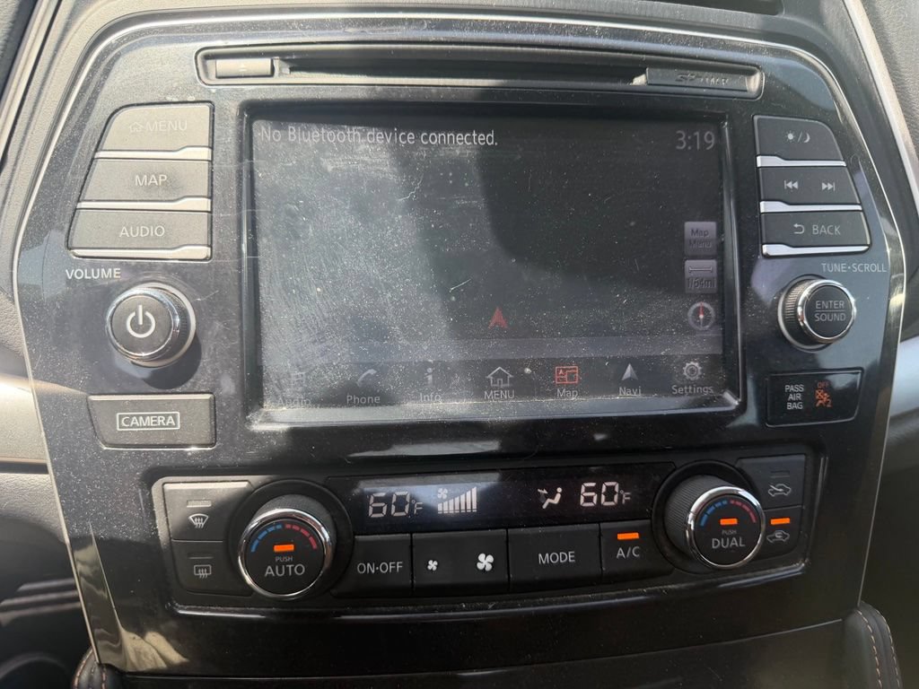 Used 2017 Nissan Maxima SR w/ Interior Lighting Package FWD image 10