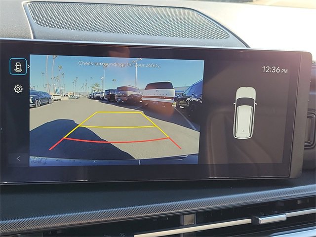 Used 2025 Hyundai Santa Fe SEL image 11