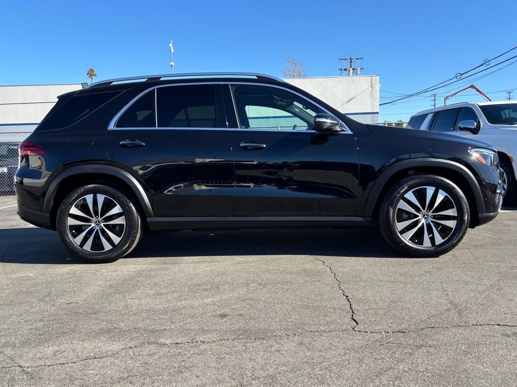 Used 2025 Mercedes-Benz GLE 450 4MATIC image 2