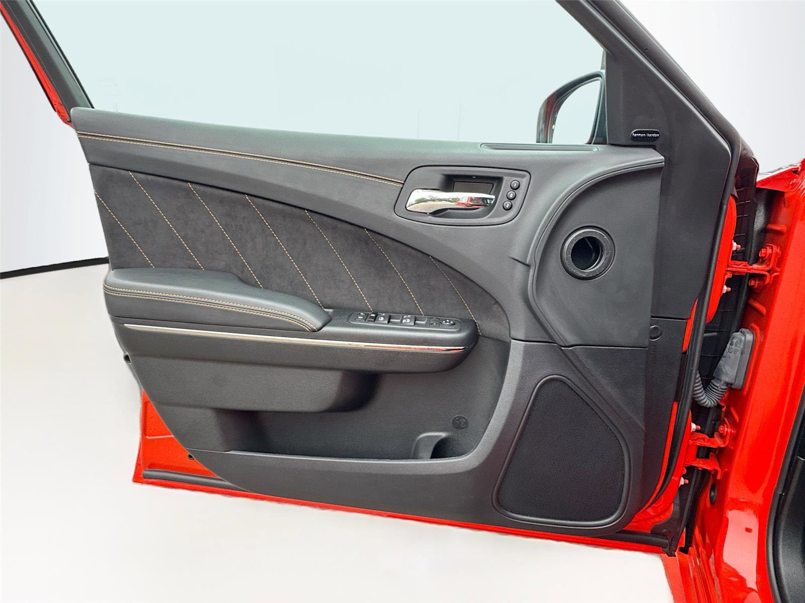 Used 2023 Dodge Charger SRT Hellcat image 17