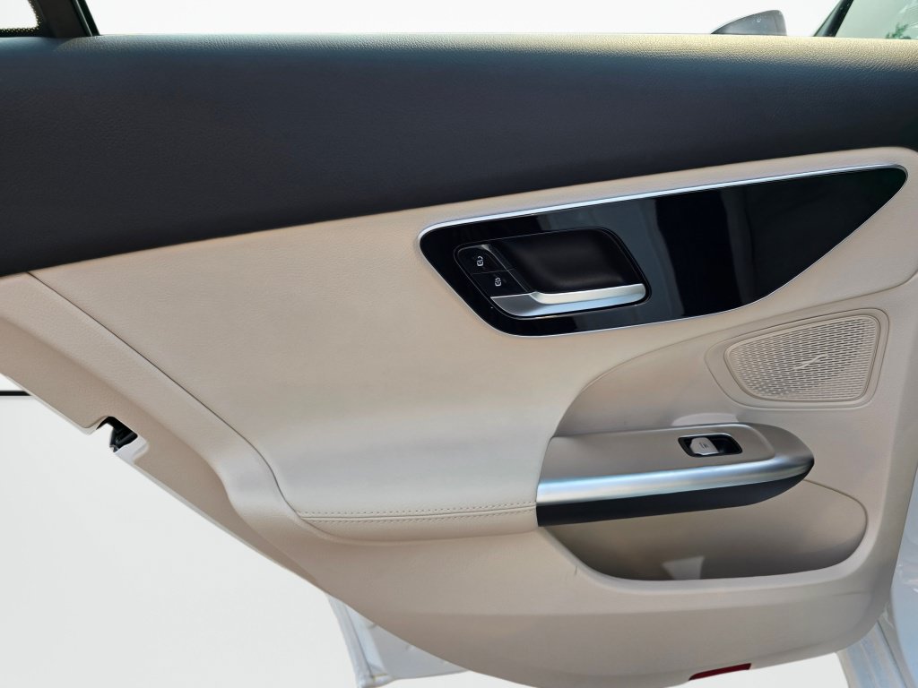 New 2026 Mercedes-Benz C 300 4MATIC Sedan image 19