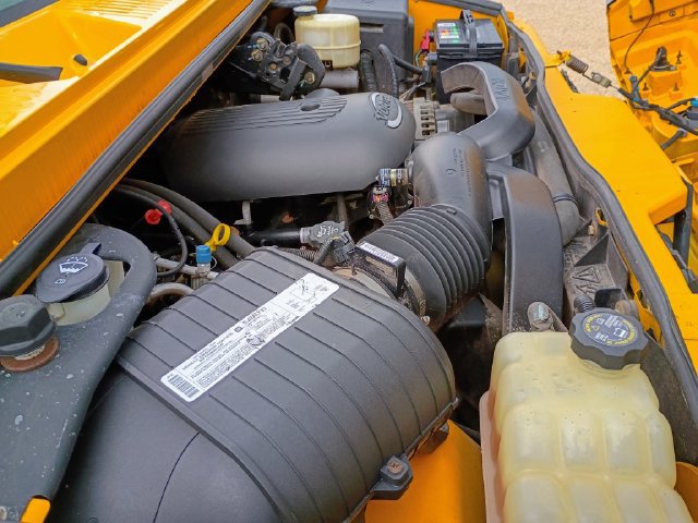 Used 2005 HUMMER H2 w/ Preferred Equipment Group AWD/4WD image 74