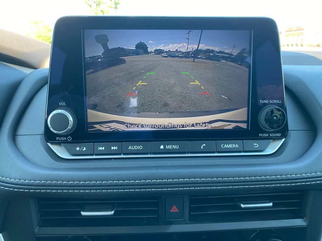 Used 2023 Nissan Rogue SV FWD image 13