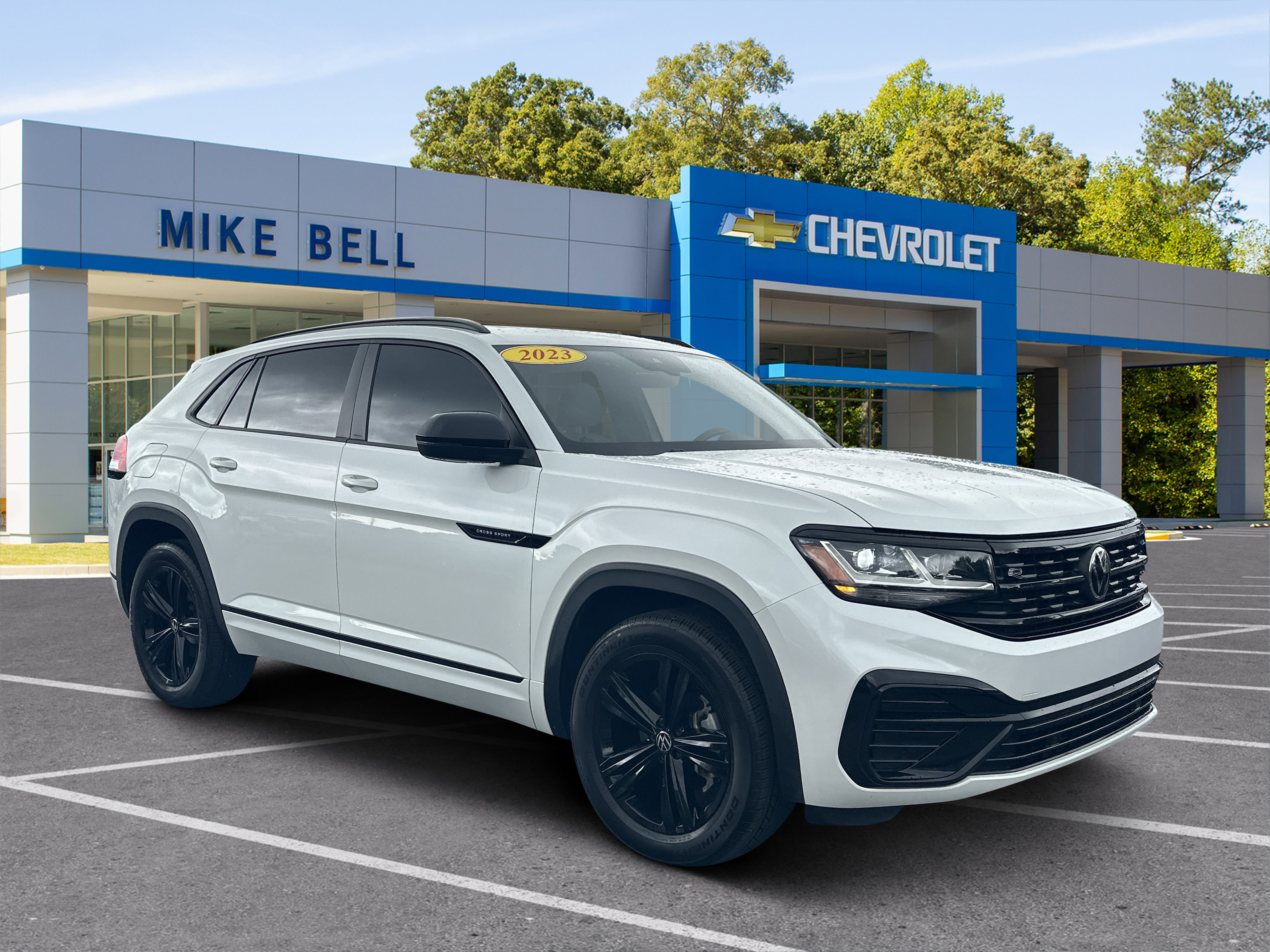 Used 2023 Volkswagen Atlas Cross Sport SEL R-Line AWD/4WD image 1