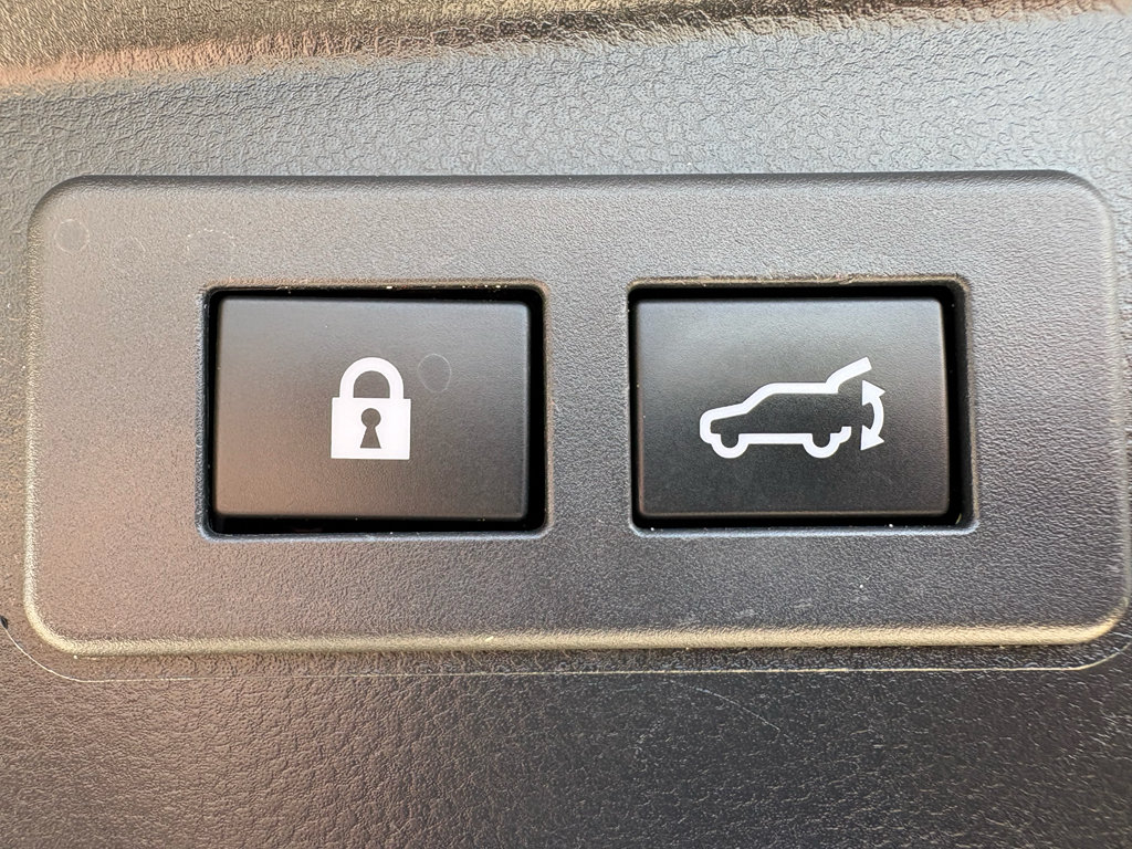 Used 2020 Subaru Outback Touring AWD/4WD image 36