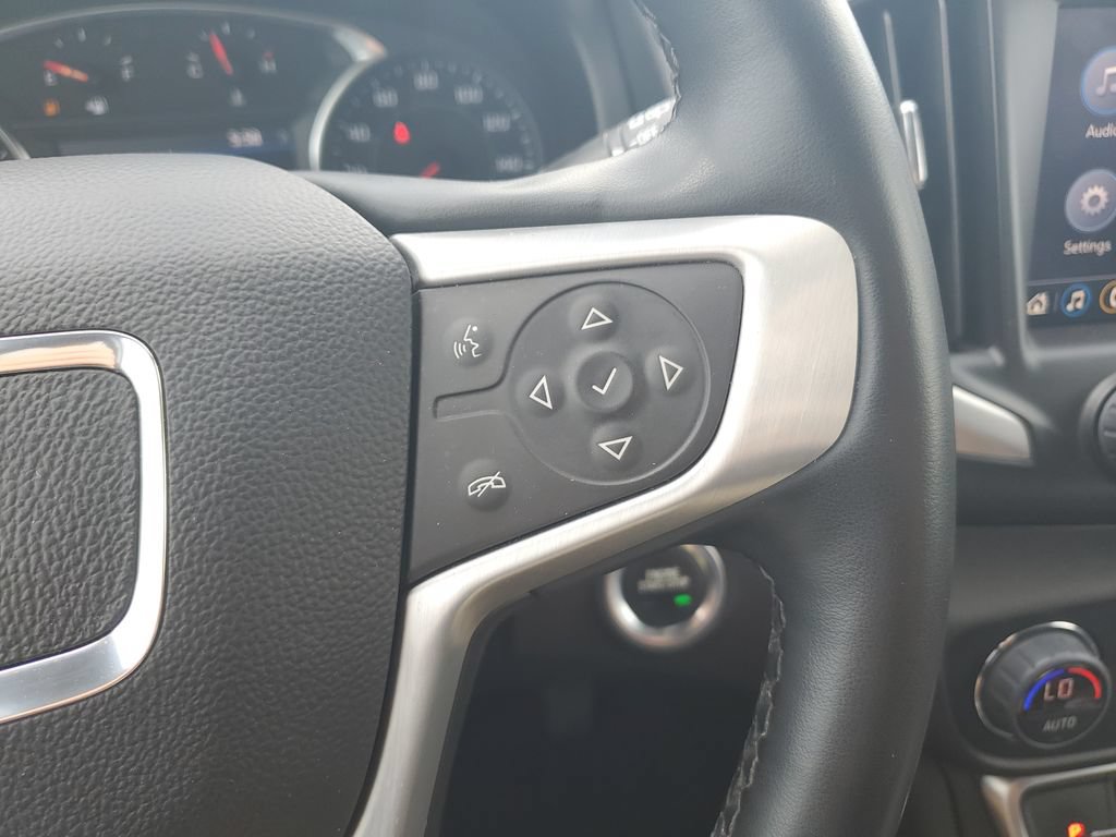 Used 2024 GMC Terrain SLT FWD image 21